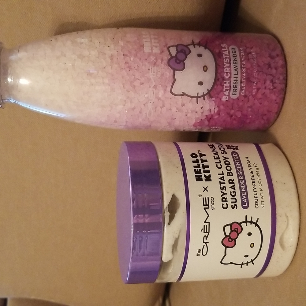 Hello Kitty Bath Spa Set - Picture 2 of 7